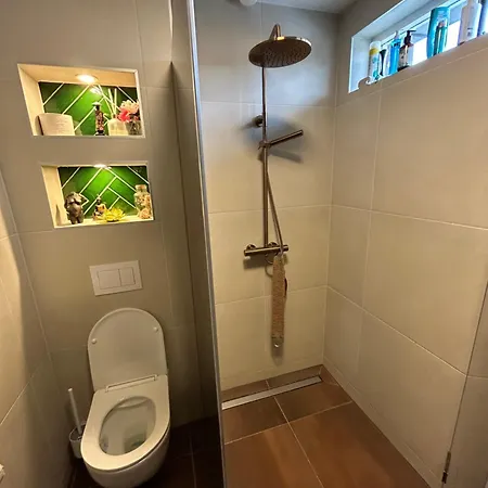 Compleet In Apartment